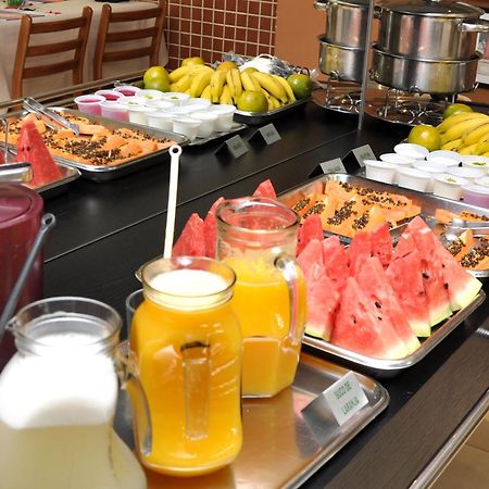 Hotel Carolina Plaza Убераба Екстер'єр фото