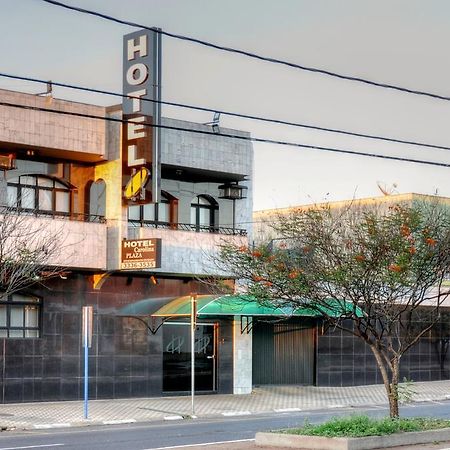Hotel Carolina Plaza Убераба Екстер'єр фото