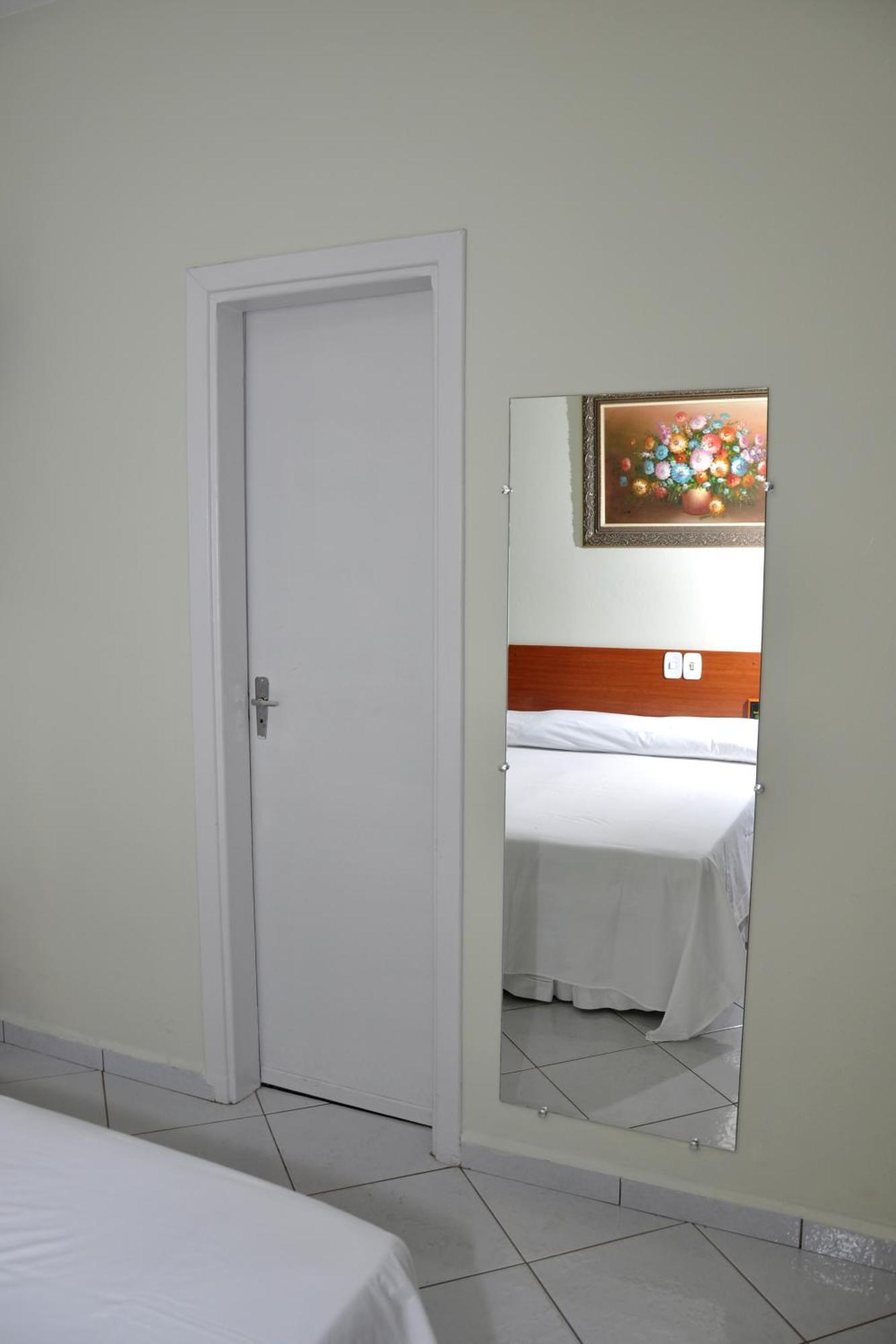 Hotel Carolina Plaza Убераба Екстер'єр фото