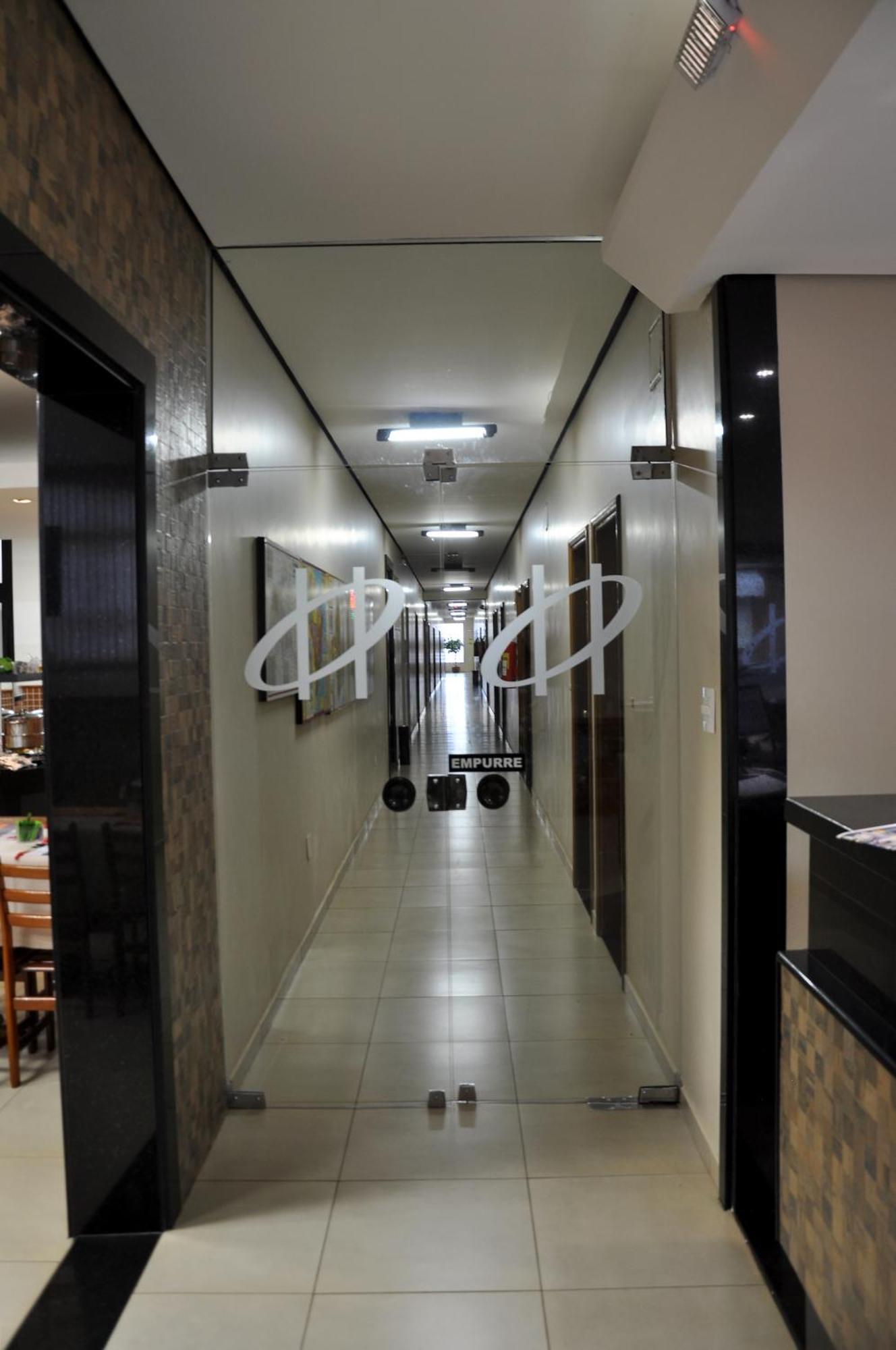 Hotel Carolina Plaza Убераба Екстер'єр фото