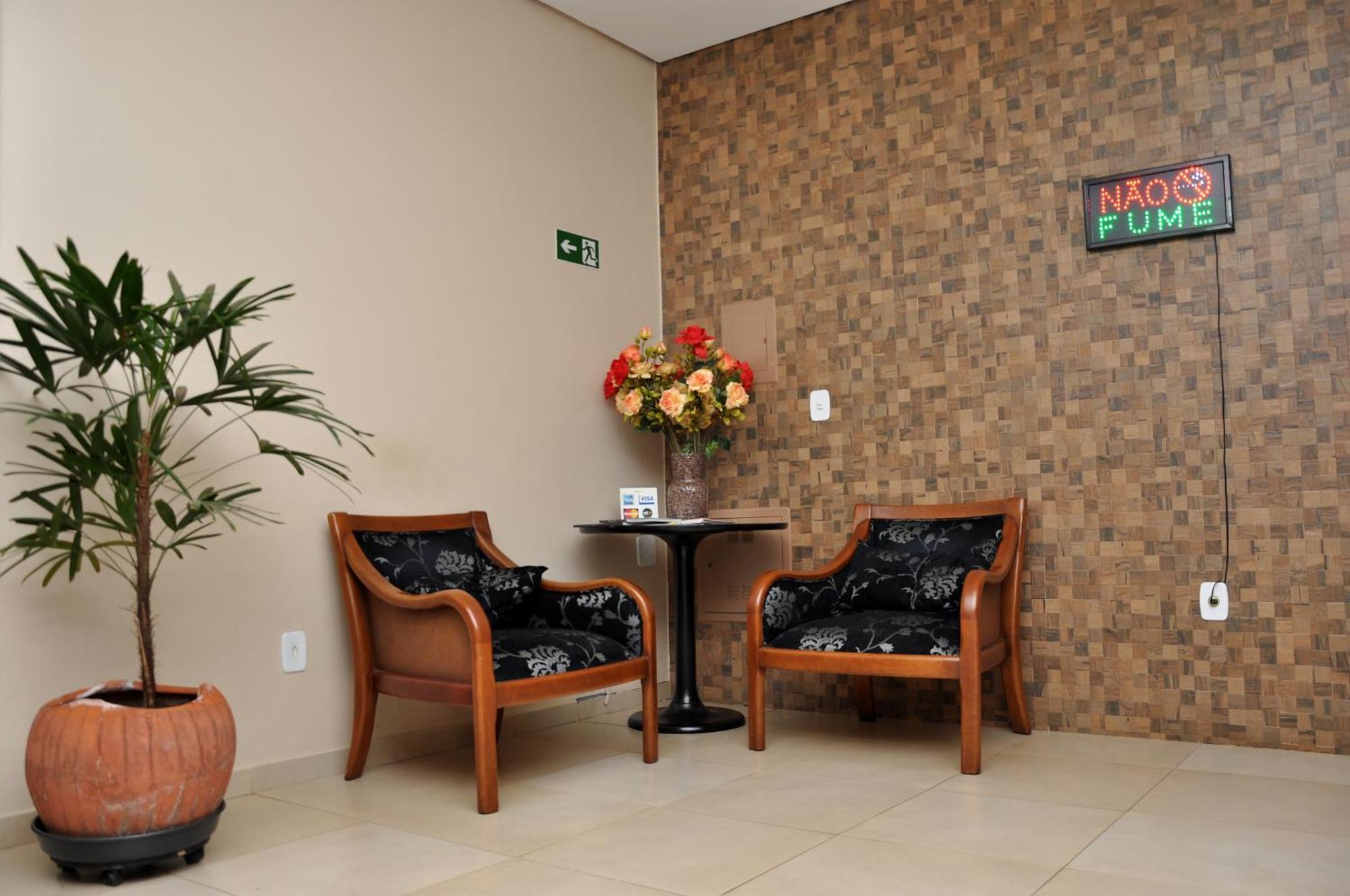 Hotel Carolina Plaza Убераба Екстер'єр фото